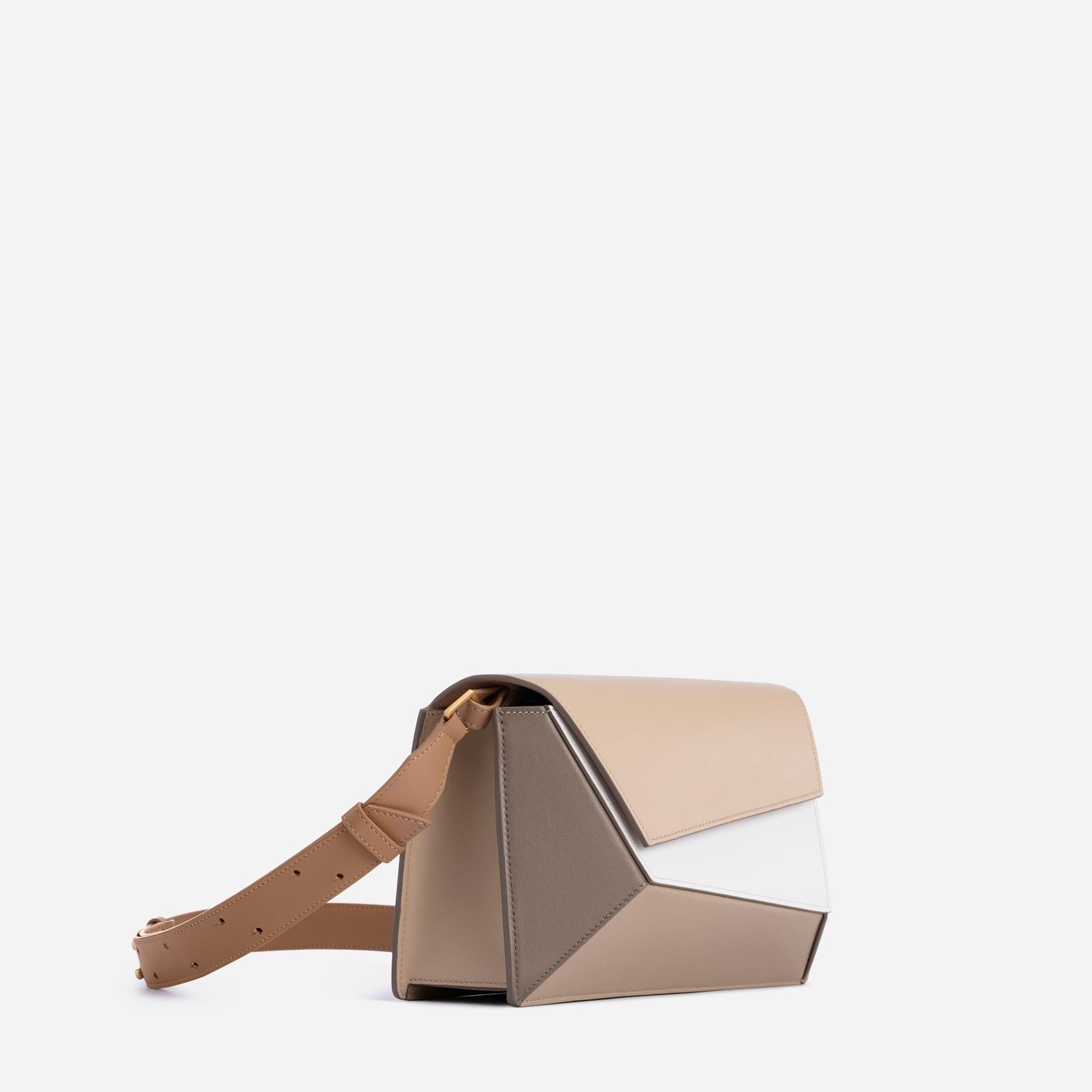 naomi bag