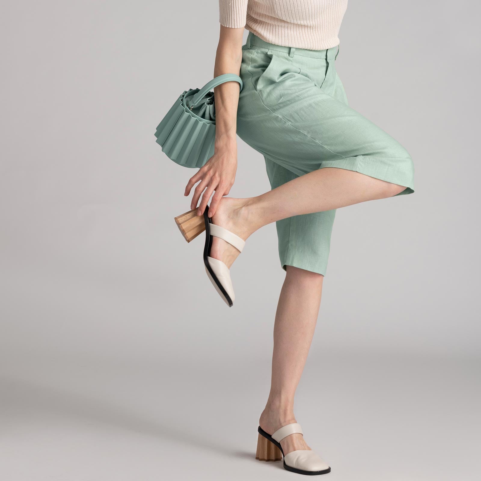 lantern bag pleated